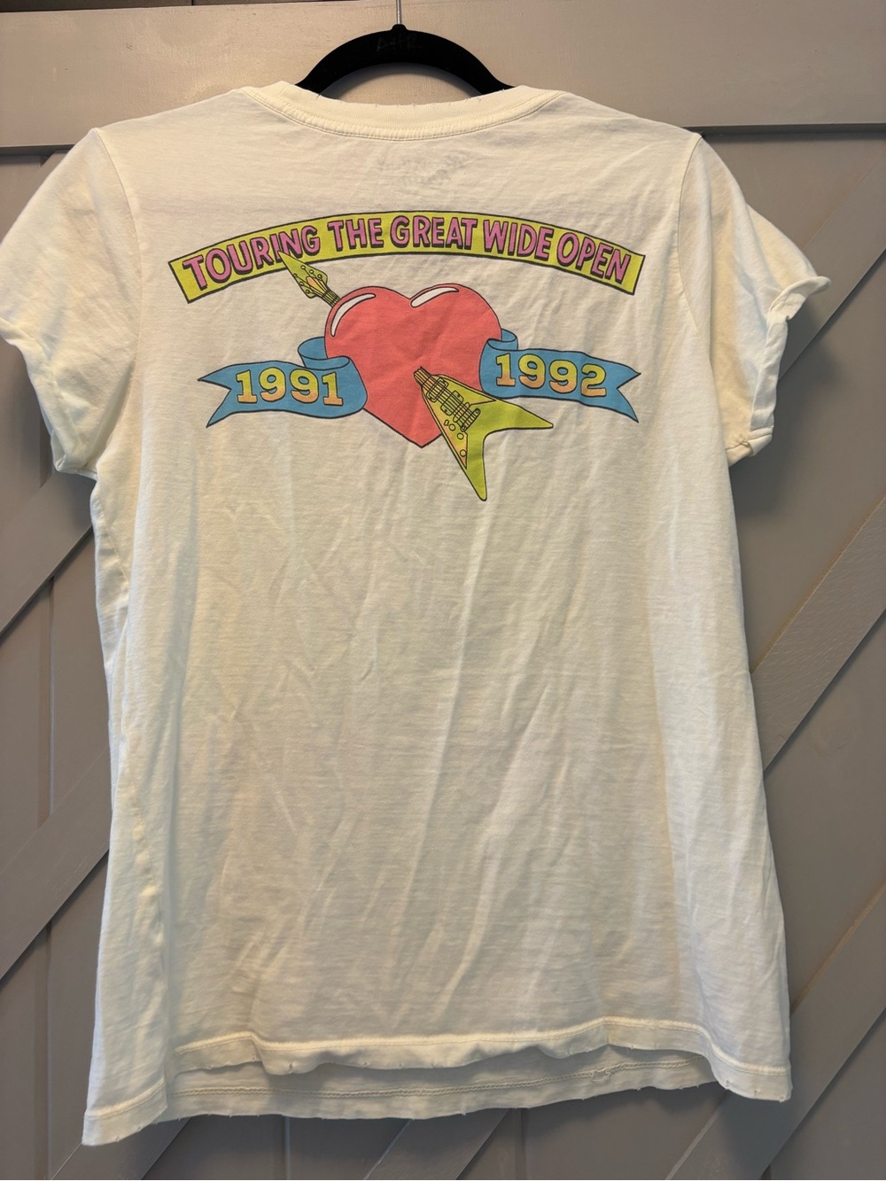 Recycled Karma White Tom Petty & The Heartbreakers Graphic Tee - Picture 4 of 5